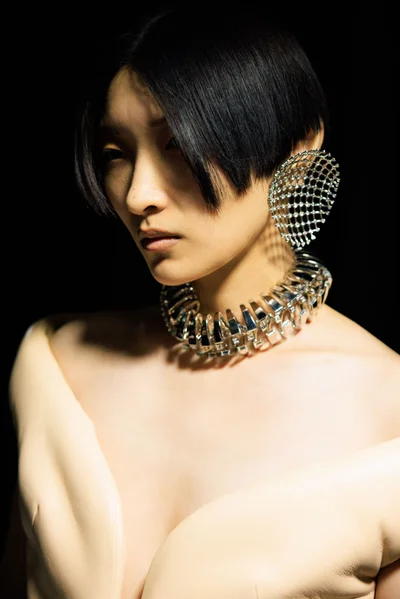 Look 27